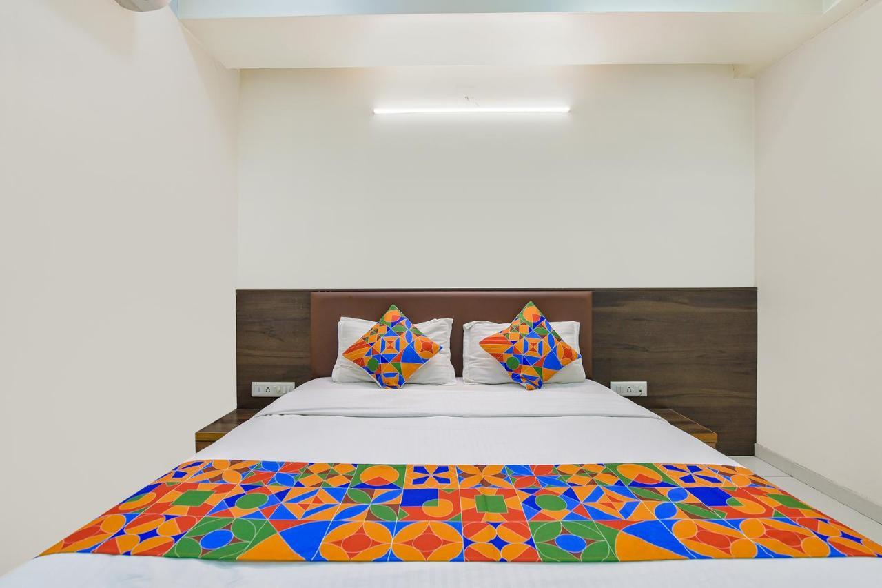 Fabhotel Crystal - Nr Odau Ring Road Ahmedabad Exterior photo